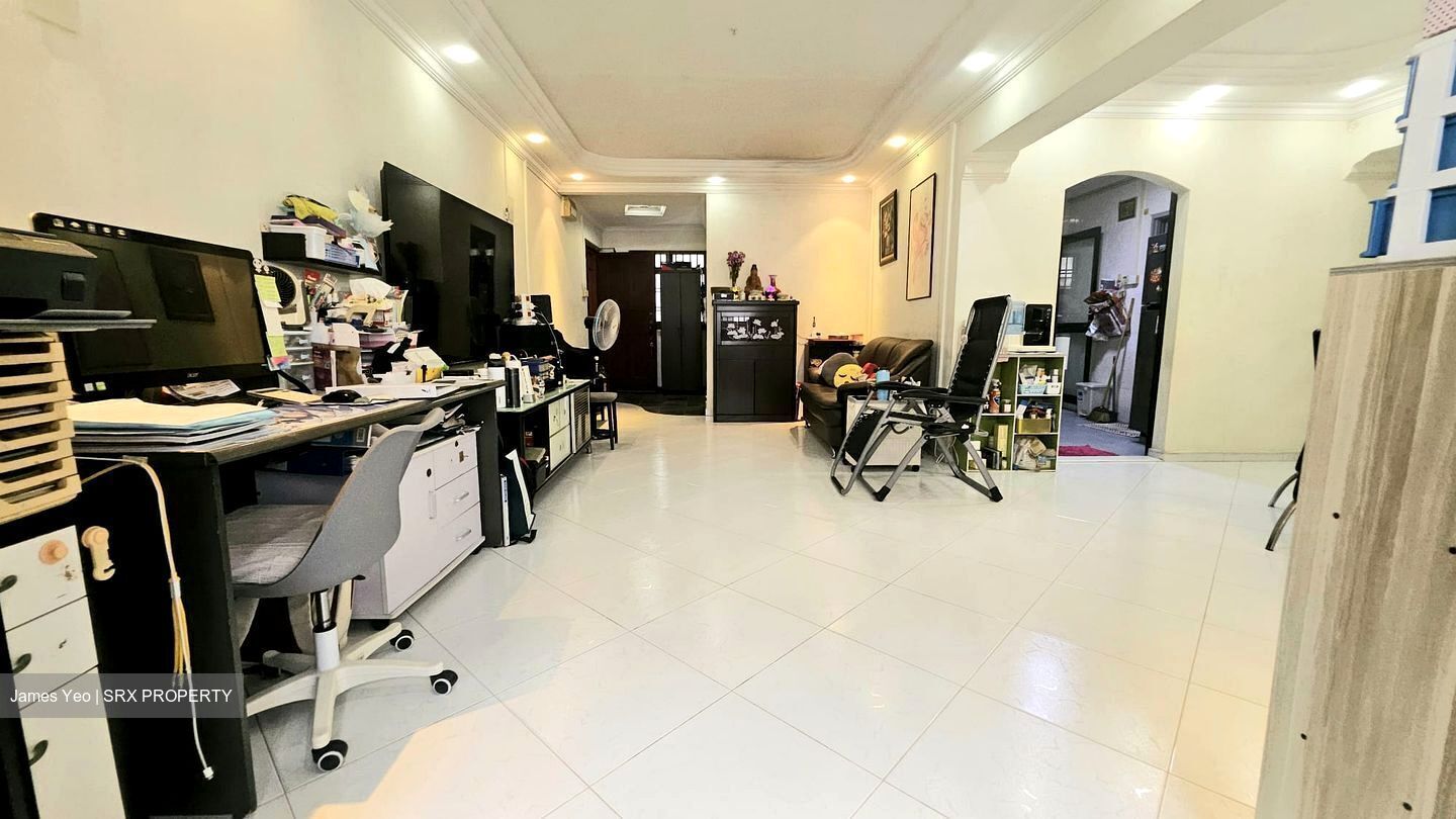 Blk 944 Hougang Street 92 (Hougang), HDB 5 Rooms #588611421